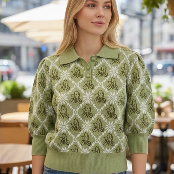 Simply Retro Tops - 70s Retro Green Floral Short Sleeve Sweater Polo Blouse – Whimsigoth - Size M